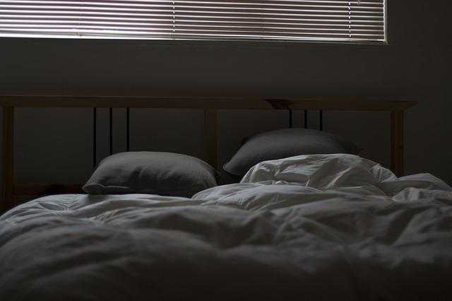 いびき の原因と 徹底的に 治す方法 夫や彼氏のイビキがうるさい 眠れない人にもおすすめの対策 解消術 ニュースパス