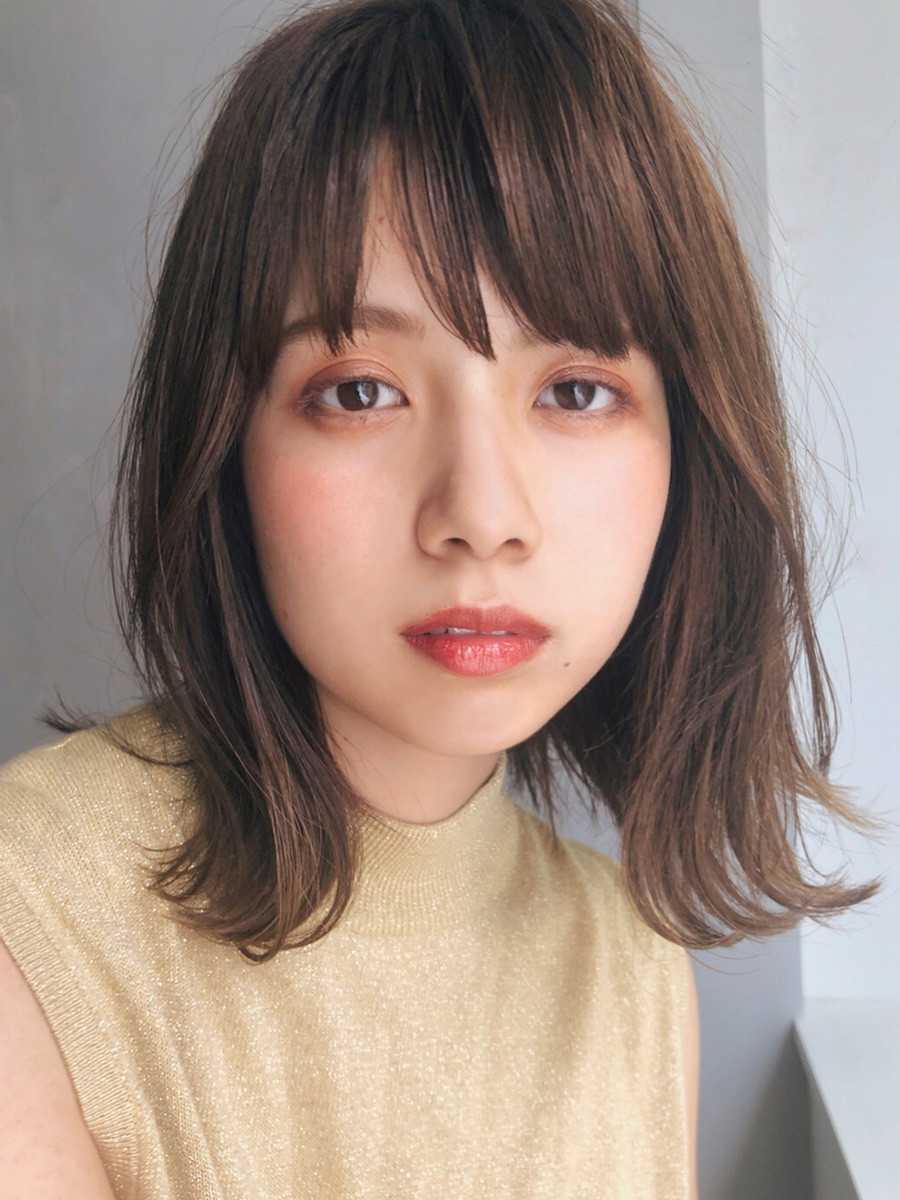 レイヤーと外ハネで小顔になれる 柔らかナチュラルミディ ニュースパス レイヤーと外ハネで小顔になれる 柔らかナチュラルミディ ニュースパス